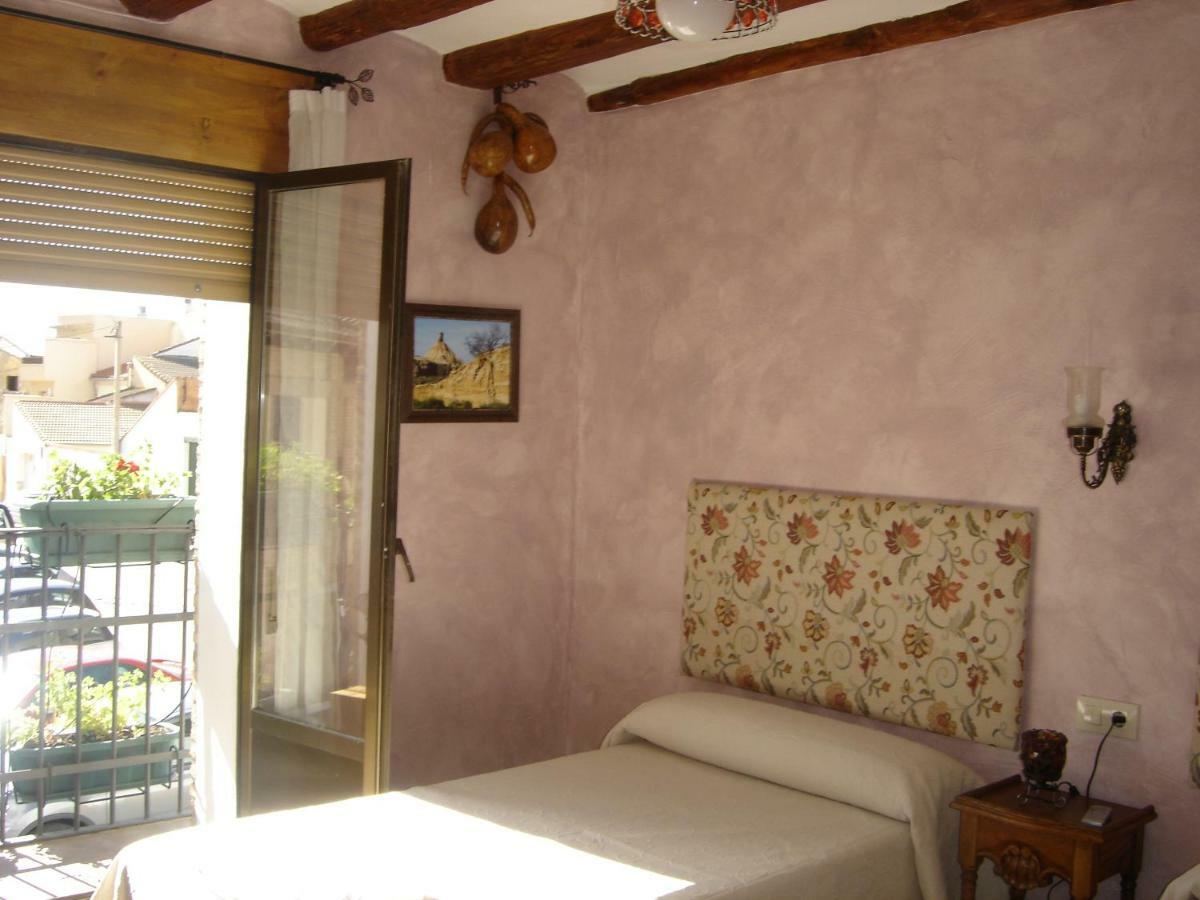 Agroturismo "La Bardena Blanca Ii" Аргедас Екстериор снимка